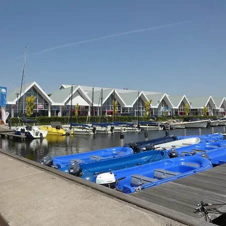 In Netherlands Near Amsterdam, Cleaning Included Uitgeest