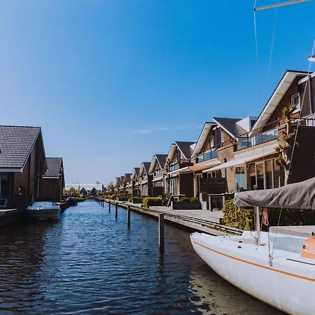 In Netherlands Near Amsterdam, Cleaning Included * Uitgeest