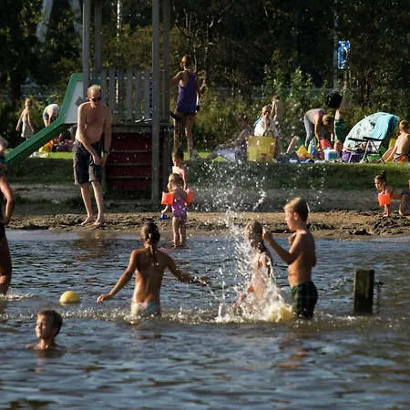 In Netherlands Near Amsterdam, Cleaning Included شقة Uitgeest